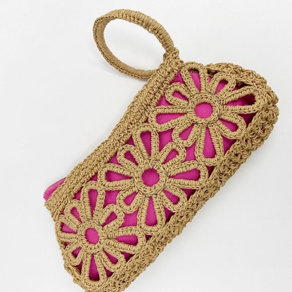 Mud Pie Handbags - MUD PIE | Daisy Cuff Straw Wristlet Natural & Hot Pink